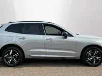 Second-hand Volvo XC60 R-Design 194 CP (142 kW) 2022 Argintiu SUV