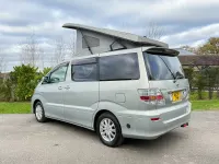 Used Toyota Alphard 159 HP (116 kW) 2007 Silver MPV