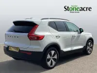 Used Volvo XC40 Plus 211 HP (155 kW) 2023 White SUV