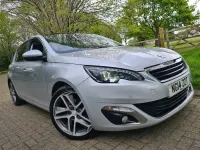 Gebraucht Peugeot 308 2014 Silber Kleinwagen