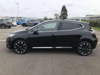 Used Renault Clio Techno 89 HP (65 kW) 2024 Black Hatchback