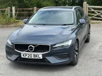 Used Volvo V60 Momentum 190 HP (139 kW) 2020 Blue Estate
