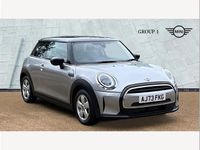 Usado Mini Cooper Classic 136 CV (100 kW) 2023 Plateado Utilitario