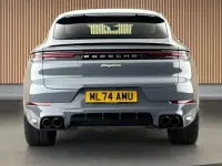 Used Porsche Cayenne 470 HP (345 kW) 2025 SUV