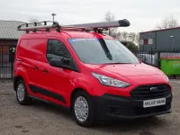 Usado Ford Transit Connect 100 HP (73 kW) 2021 Vermelho Monovolume