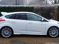 Used Ford Focus RS 350 HP (257 kW) 2016 White Hatchback