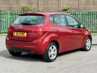 Used Kia Venga 125 HP (91 kW) 2011 Red Hatchback