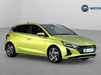 Used Hyundai i20 Premium 101 HP (74 kW) 2025 Green Hatchback