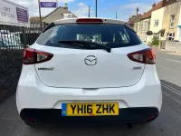 Używany Mazda 2 75 KM (55 kW) 2016 Biały Hatchback