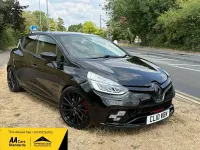 Used Renault Clio Trophy 220 HP (161 kW) 2018 Black Estate