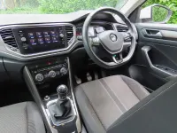 Used VW T-Roc SE 115 HP (84 kW) 2018 White SUV