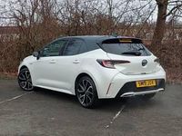 Used Toyota Corolla 184 HP (135 kW) 2019 White/black Hatchback