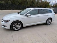 Used VW Passat Business 120 HP (88 kW) 2017 White Estate