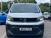 Used Vauxhall Vivaro 120 HP (88 kW) 2026 MPV