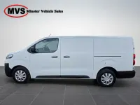 Used Vauxhall Vivaro 100 HP (73 kW) 2021 White MPV
