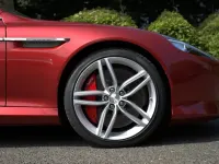 Used Aston Martin DB9 510 HP (375 kW) 2015 Red Coupe