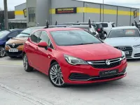 Used Vauxhall Astra Elite 160 HP (117 kW) 2017 Red Hatchback