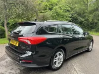 Used Ford Focus Zetec 95 HP (69 kW) 2019 Black Estate