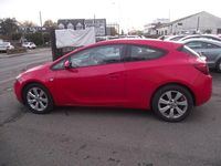 Used Vauxhall Astra Sport 138 HP (101 kW) 2014 Red Hatchback