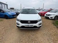 Used VW T-Roc SE 115 HP (84 kW) 2018 White SUV