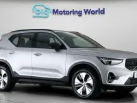 Used Volvo XC40 Plus 211 HP (155 kW) 2023 Silver SUV