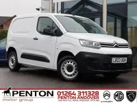 Used Citroën Berlingo 100 HP (73 kW) 2023 White MPV