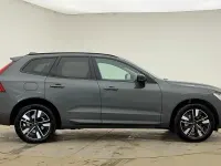 Used Volvo XC60 Plus 247 HP (181 kW) 2025 Green SUV