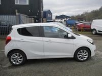 Used Vauxhall Viva 75 HP (55 kW) 2016 White Hatchback