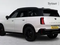 Used Mini Countryman 168 HP (123 kW) 2024 White SUV