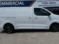 Used Vauxhall Vivaro 143 HP (105 kW) 2024 White MPV