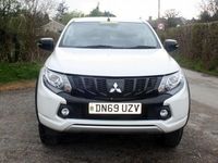 Used Mitsubishi L200 2020 White Pickup