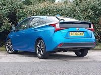 Used Toyota Prius 122 HP (89 kW) 2020 Blue Hatchback