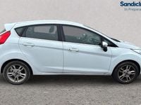 Used Ford Fiesta Zetec 101 HP (74 kW) 2017 White Hatchback