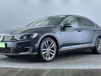 Used VW Passat GTE 218 HP (160 kW) 2017 Grey Sedan
