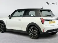 New Mini Cooper Hatch 113 kW (154 HP) 2026 White Hatchback