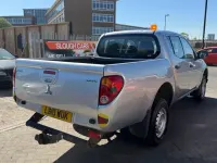 Second-hand Mitsubishi L200 134 CP (98 kW) 2010 Argintiu Pickup