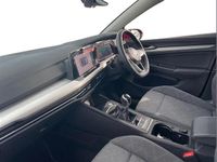 Used VW Golf VIII Life 128 HP (94 kW) 2022 Red Hatchback