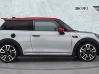 Usado Mini John Cooper Works Hatch 231 CV (169 kW) 2024 Plateado Utilitario