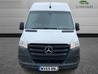 Used Mercedes Sprinter 140 HP (102 kW) 2019 White Van
