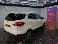 Used Ford T Titanium 125 HP (91 kW) 2017 White SUV