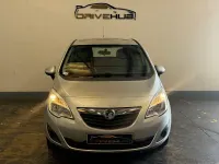 Used Vauxhall Meriva 100 HP (73 kW) 2010 Silver MPV
