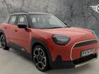 Używany Mini Aceman 133 kW (181 KM) 2025 Czerwony SUV