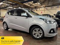 Used Hyundai i10 SE 67 HP (49 kW) 2014 Silver Hatchback