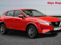 Used Nissan Qashqai Acenta Premium 158 HP (116 kW) 2023 Red SUV