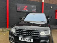 Begagnad Land Rover Range Rover Autobiography 306 HK (225 kW) 2017 Svart SUV