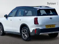 Używany Mini Countryman 215 KM (158 kW) 2024 Biały SUV