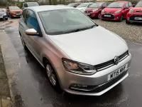 Usado VW Polo SE 90 HP (66 kW) 2015 Prateado Citadino
