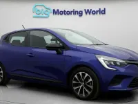 Used Renault Clio Evolution 145 HP (106 kW) 2023 Blue Hatchback