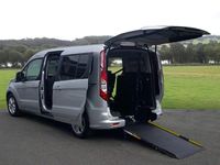 Used Ford Grand Tourneo Connect Titanium 120 HP (88 kW) 2018 Silver MPV