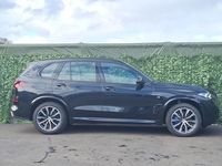 Gebraucht BMW X5 M Sport 298 PS (219 kW) 2025 Schwarz SUV